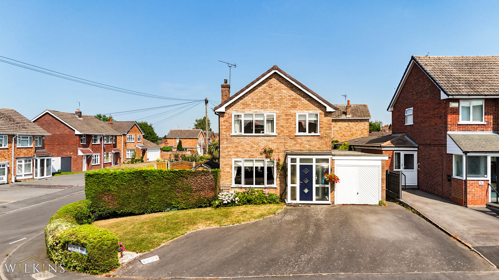 Berwyn Way, Nuneaton, Warwickshire, CV10 8QW