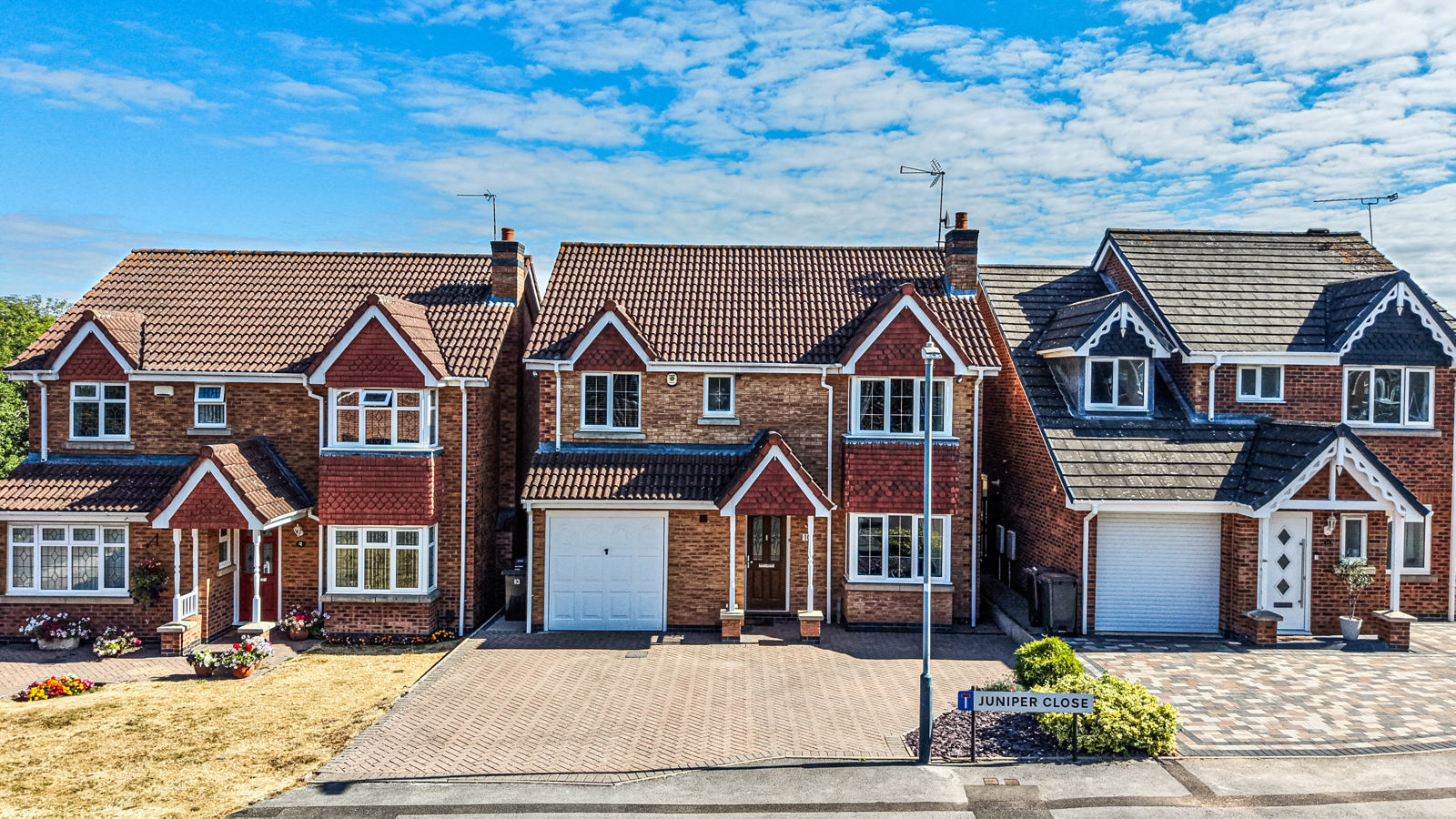 Juniper Close, Bedworth, Warwickshire, CV12 0NY