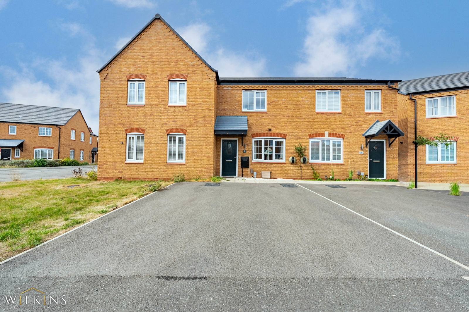 St. Oggs Way, Nuneaton, Warwickshire, CV11 6XQ