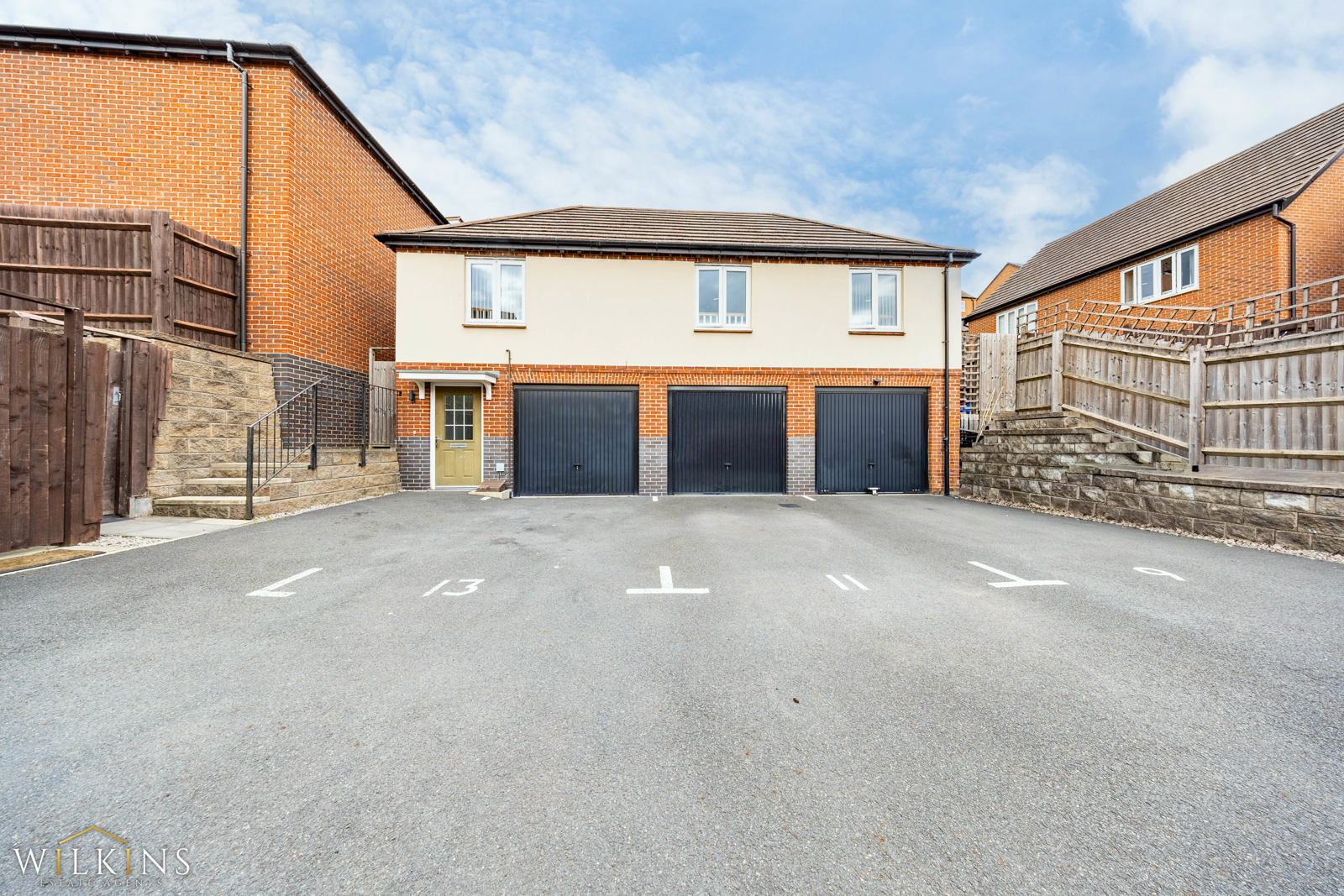 Blue Brick Lane, Nuneaton, Warwickshire, CV10 9FQ