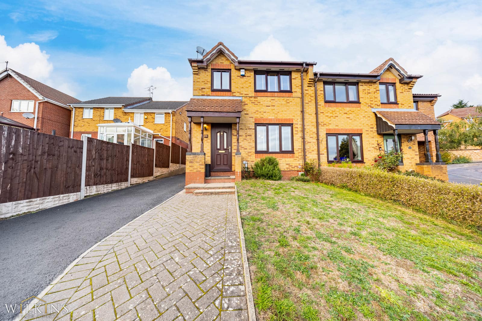 Hillside, Hartshill, Nuneaton, Warwickshire, CV10 0NX