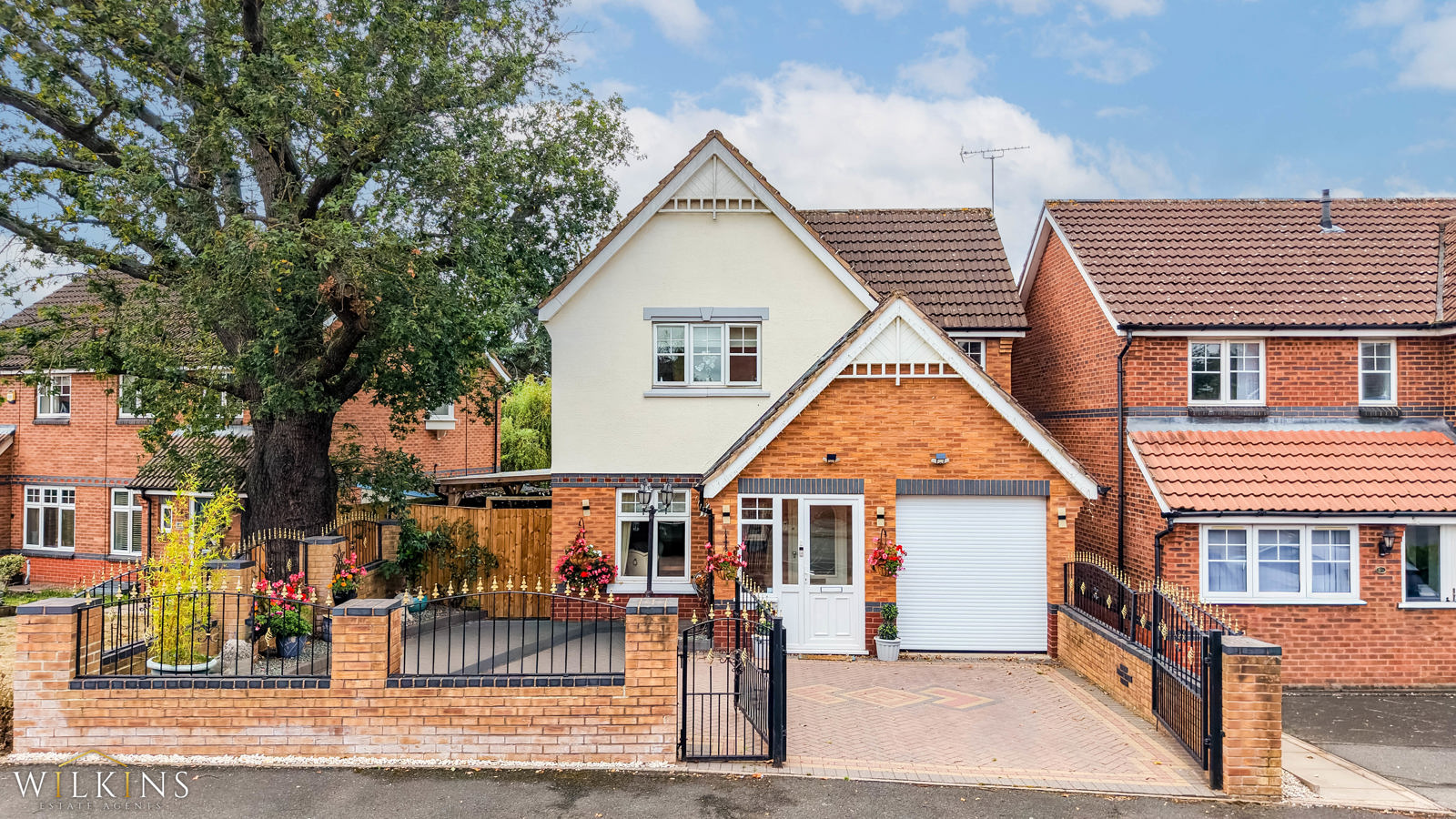Ludworth Avenue, Marston Green, Birmingham, West Midlands, B37 7FS