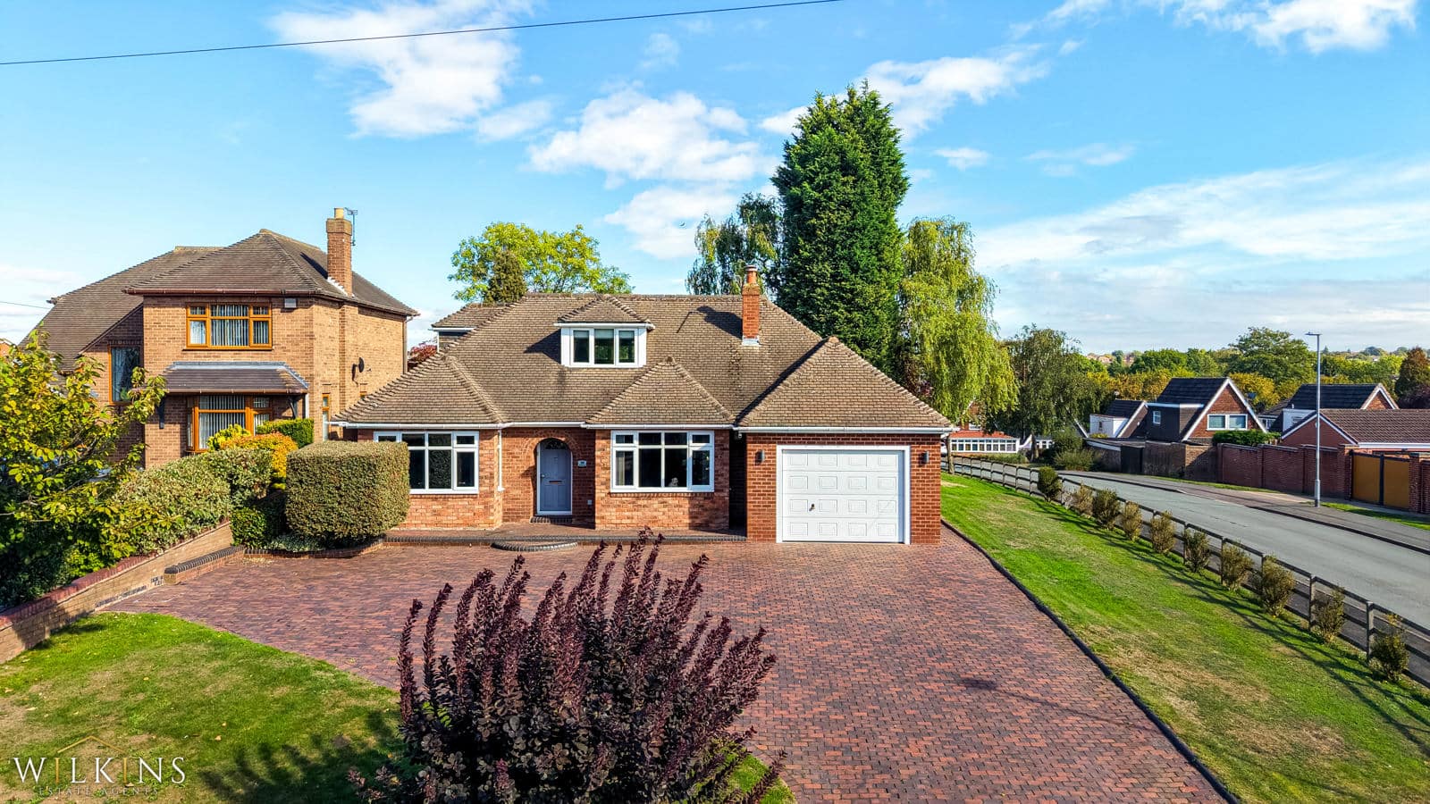 Dosthill Road, Two Gates, Tamworth, Staffordshire, B77 1JD